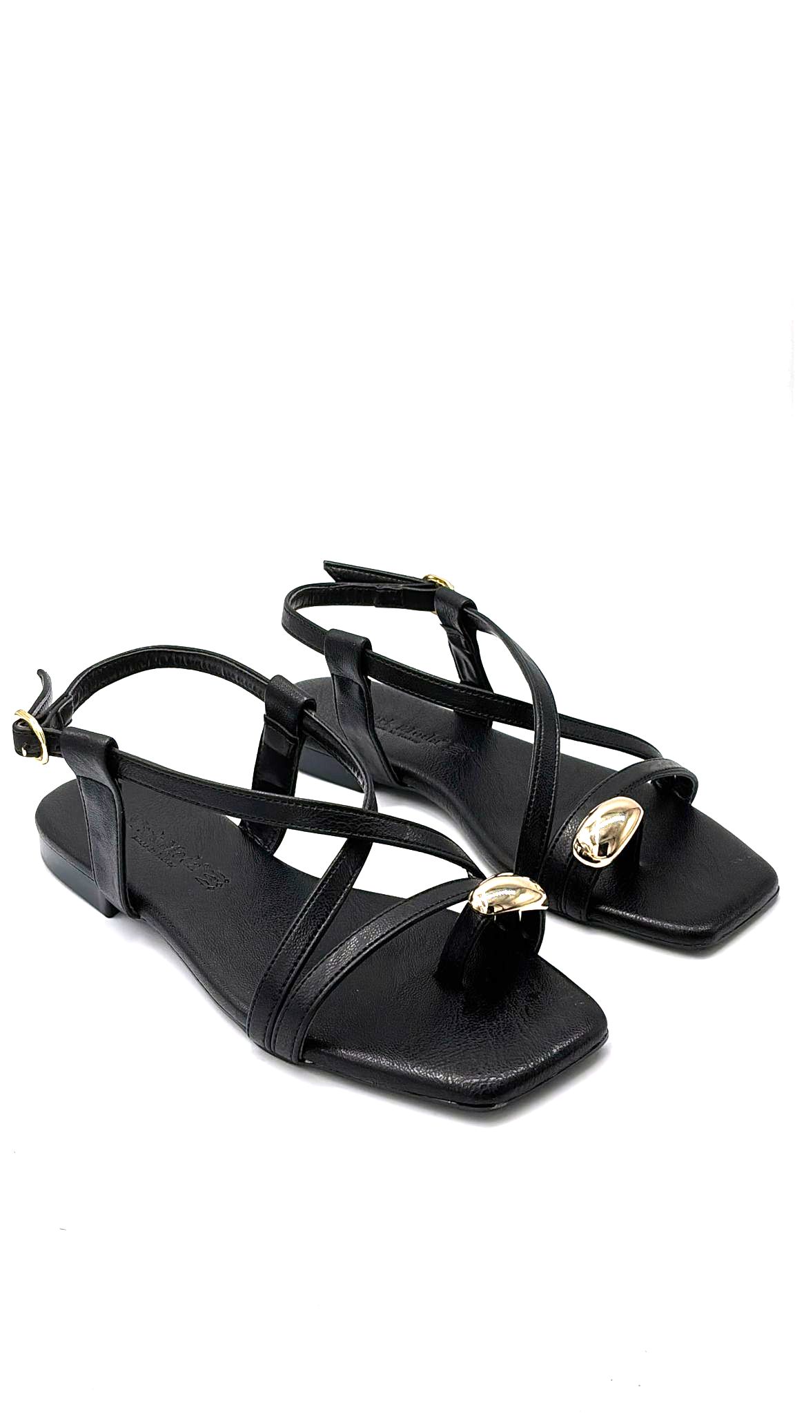 Kindep (Park Moda) Toka Detaylı Baş Parmak Günlük Kadın Sandalet SİYAH